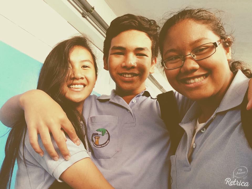 04arcsRo's tweet photo. Ily guys so much and I'll miss u all (srry some of my close friends ain't in the picture 😂😂) http://t.co/wBRgzhZkz6