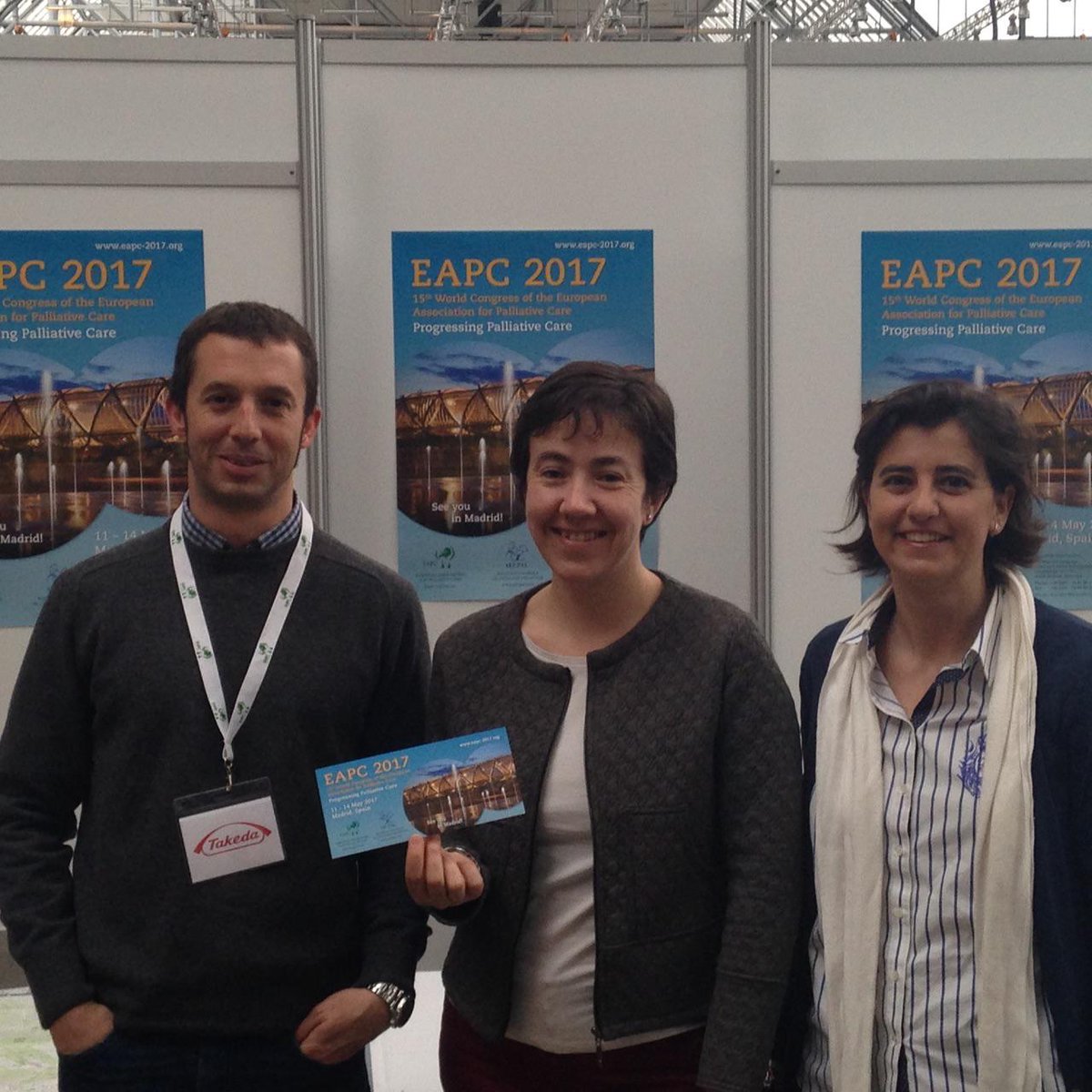 PalianNavarra's tweet photo. Investigadores navarros participan en el 14 Congreso Mundial d Cuidados Paliativos #EAPC2015 @ICS_unav @jmcarrascog http://t.co/hXBWnPO262