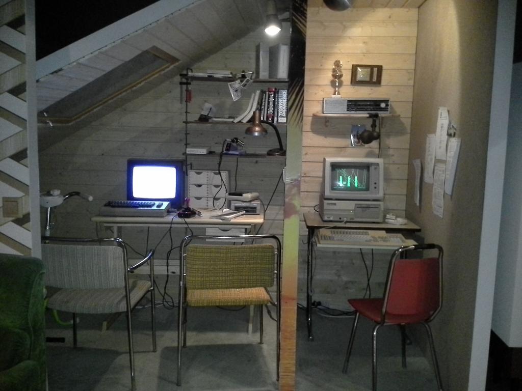 outolint's tweet photo. If you visit #berlin, you should check also #computergamemuseum http://t.co/65WcCb8HYC