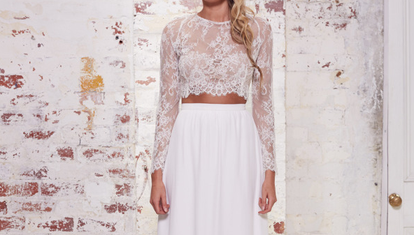 stylemepretty's tweet photo. #KarenWillisHolmes collection for #bridalweek! http://t.co/tkggjq1WRl #SMPBridalWeek http://t.co/eDanceBTYw