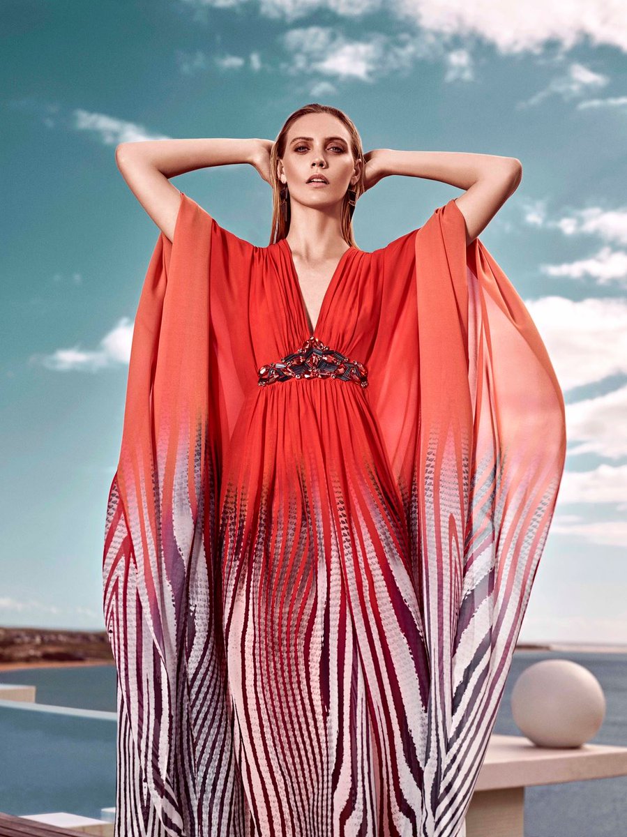 Happy shiny morning 
GIZIA SS/2015  buff.ly/1J4oyix