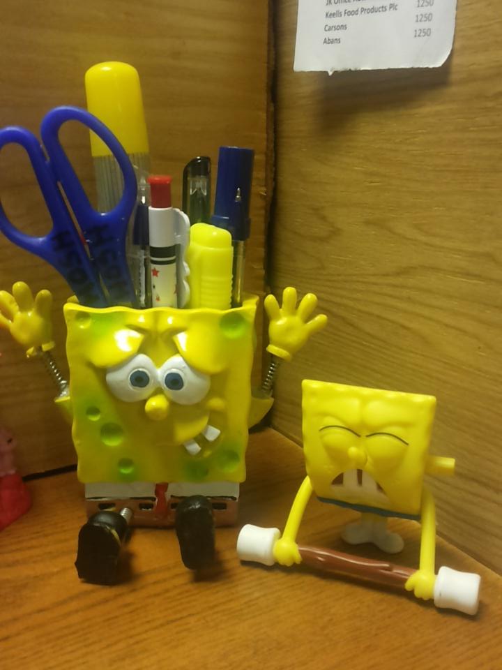 hoshi_ayan's tweet image. #sponebob in action #workstation #myfavorite #mwah #boredatwork