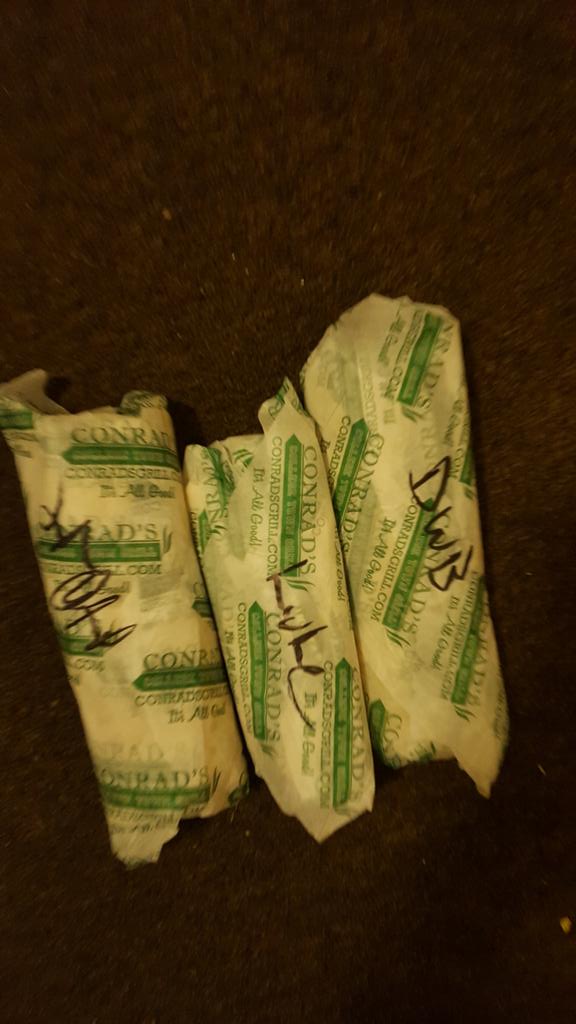 Pretty disappointed with the portion size I received for the Luke tonight <a href="/ConradsGrill/">conradsgrill</a>