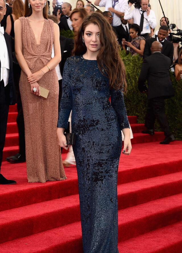 Lorde at MET GALA 2015
