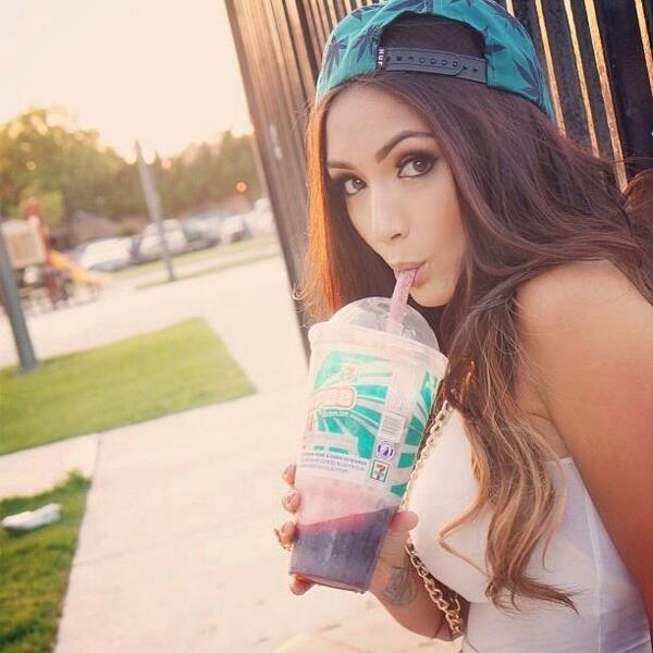 GirlsHotFR's tweet photo. #PostBadAsian http://t.co/ijtfLP42RT