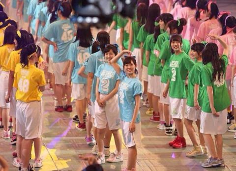 ___TEA48___'s tweet photo. 久しぶりのまゆゆだよ
土曜日の大運動会楽しかった
来てくれた皆ありがとうございます。
たのしんでもらえたかな
総選挙も連覇目指して頑張るね http://t.co/HpXokIhmw8