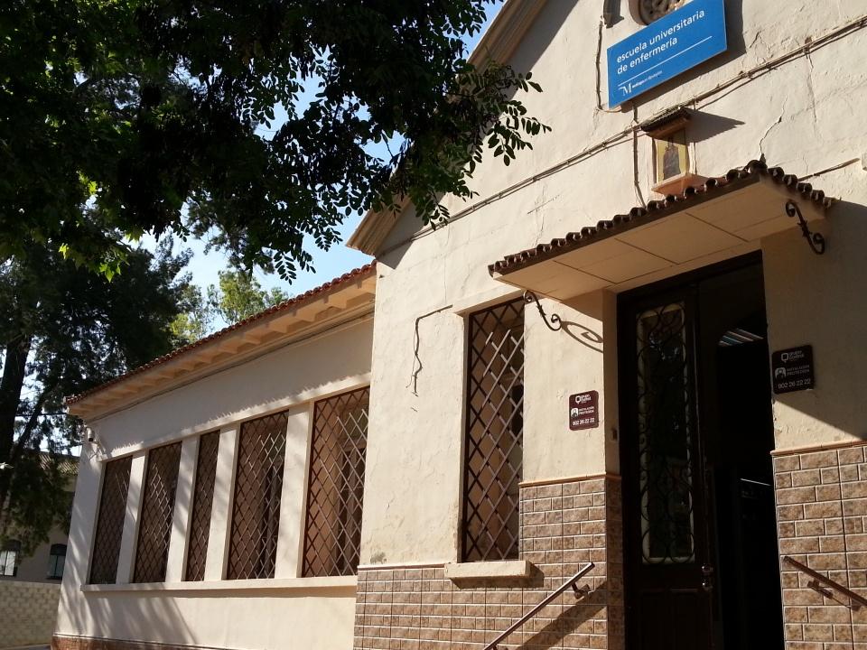 jmvelascob's tweet photo. Último tirón teórico de la última asignatura del último curso. La fiesta empieza ahora. http://t.co/nVUVsNe4iu