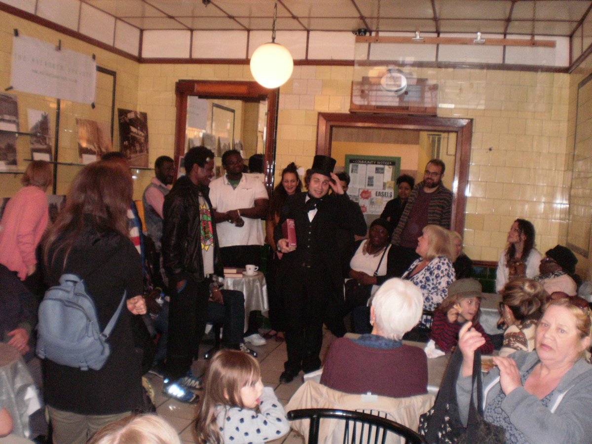 Thanks from all Wal Soc to Saf and Rozi <a href="/305Kennedy/">Kennedy</a> for a great evening. So friendly and fabulous pizzas as always!