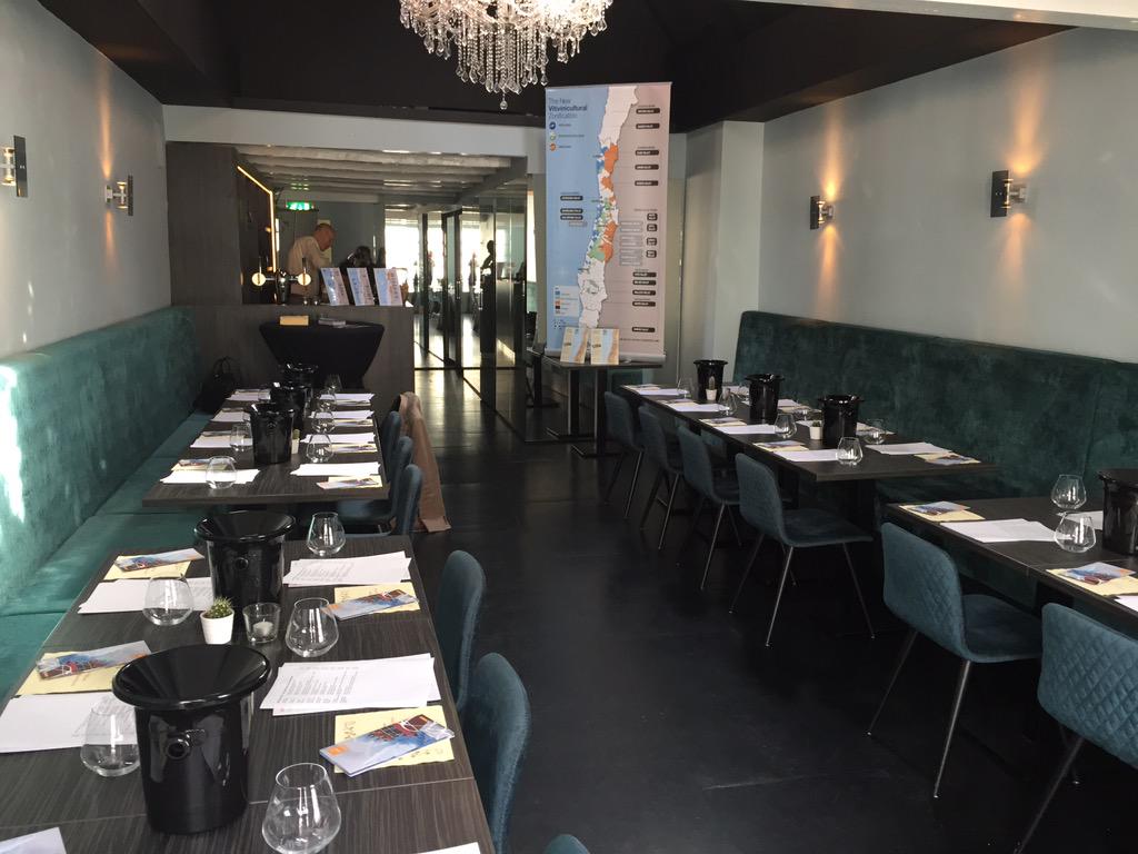 Vandaag Chileense wijnproeverij <a href="/restaurantvinx/">Restaurant le VIN 'x</a> georganiseerd door <a href="/sommeliers_nl/">NGS</a> <a href="/ProChile/">ProChile</a> <a href="/WinesofChile/">Wines of Chile</a>