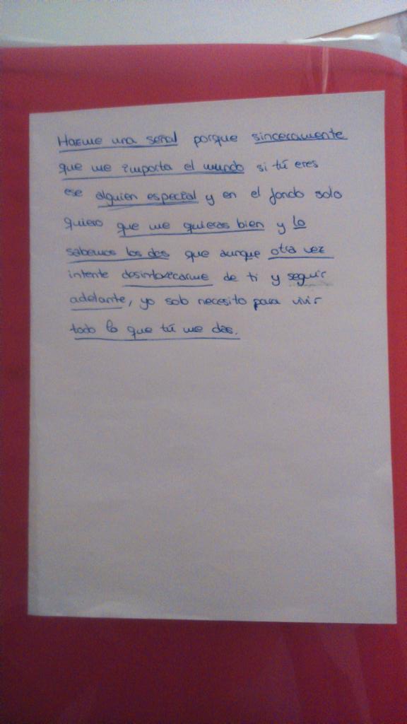 SorayaAN's tweet photo. Y esto es lo que pasa cuando no tienes sueño y te pones a jugar con las palabras @Antonioetdls @MaraEtdls http://t.co/6rIcxeq1Tw