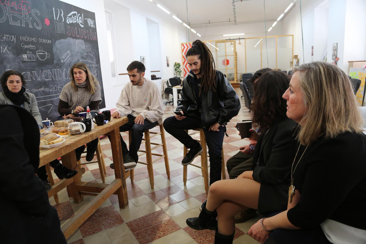 latermicamalaga's tweet photo. ¿Quieres formar parte del #coworking de #LaTérmica​? Nuevas plazas disponibles, ¡Inscríbete! http://t.co/mxyyzjyBuc http://t.co/ZM4rMLG14z