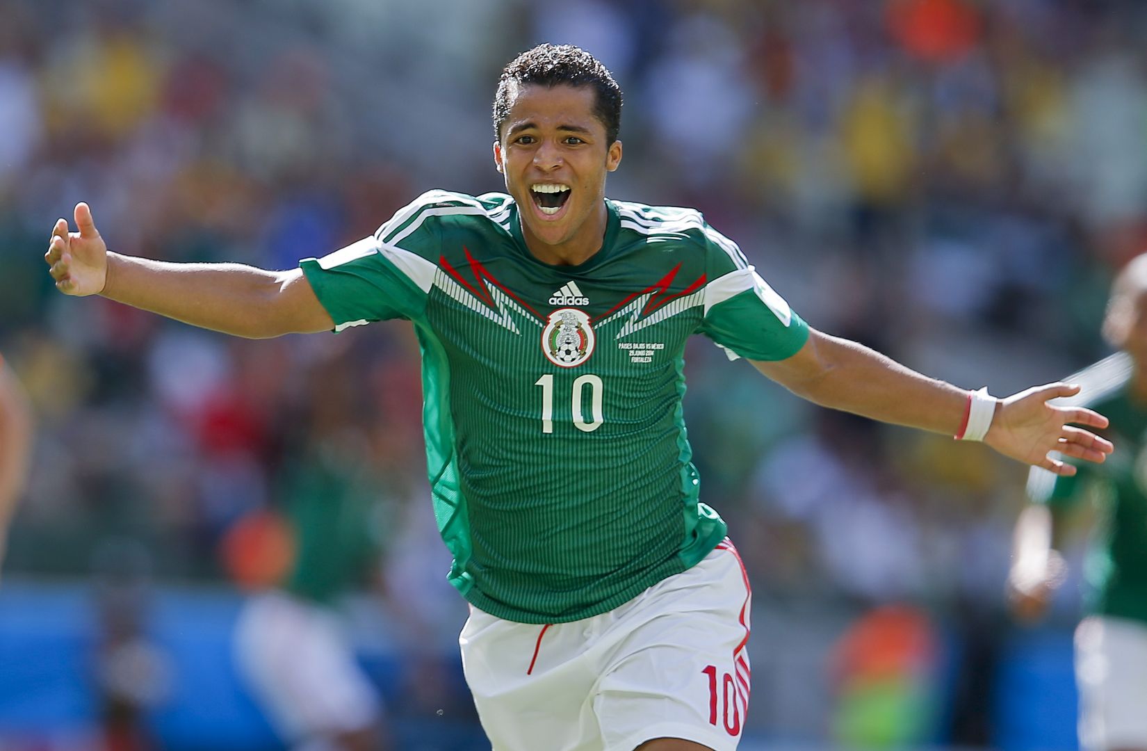 Mexican, Giovani dos Santos was born 11 May 1989. He plays Happy birthday 