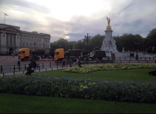 WiltsConcrete's tweet photo. Proudly supporting the VE Celebrations! #byroyalappointment http://t.co/VoN9WBZjE7