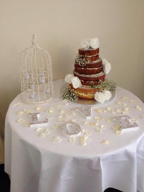 FinchHattonArms's tweet photo. Beautifully simple and elegant wedding we did yesterday #wedding #weddinglincolnshire #venuelincolnshire http://t.co/Lhv7BOXIdR