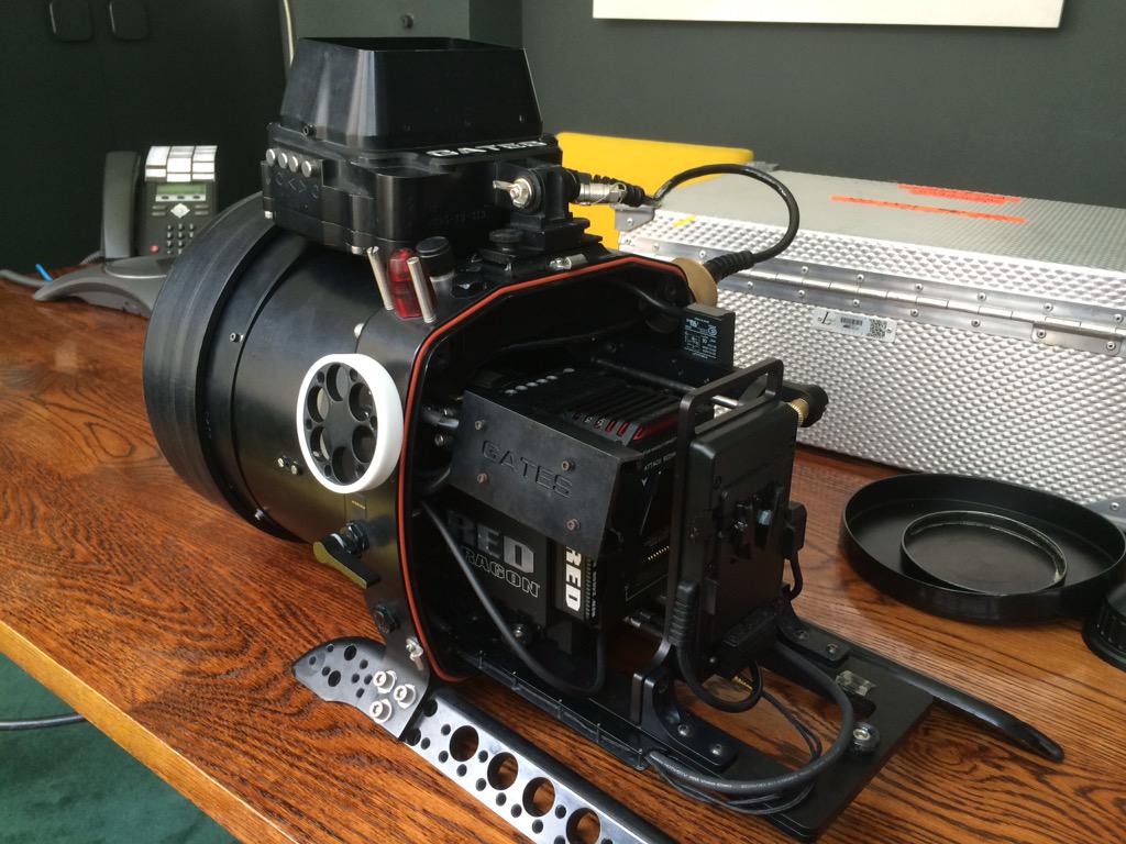 RobHillDiver's tweet photo. Camera and lens testing in London today ready for a shoot later this week @divesolutions http://t.co/GBaVfvSG1v