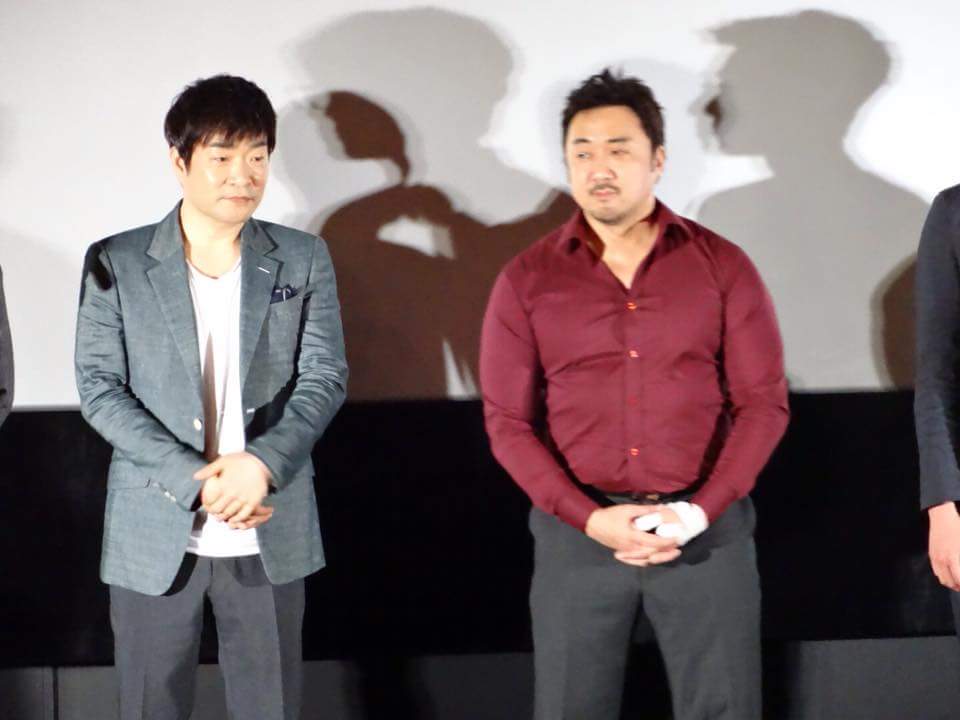 #영화 #악의연대기 #무대인사 에서 #손현주, #마동석, #최다니엘, #박서준 배우 분들의 투샷을 찍은요^^ 한분씩 더 가까이 담기엔 10배줌의 한계요;;...