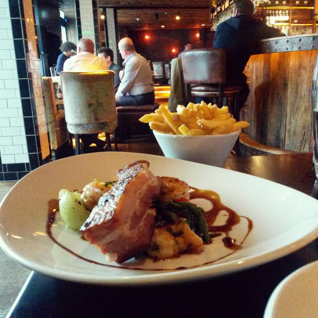 LoulouVance's tweet photo. A weekend of delicious #food @AlbanyBelfast & perfect #FishHousePunch #cocktails by @AlbanyBarStaff @TheGazzz #foodie http://t.co/0cVws1ZEIr