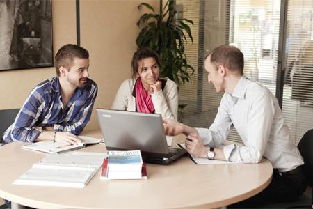 L'égalité hommes-femmes menacée dans le projet de loi sur le dialogue social terraeco.net/ILO-parle-la-l… #archivedujour