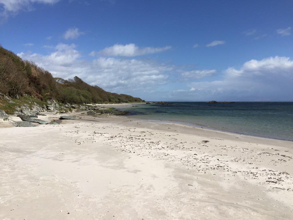 Woodyboy11's tweet photo. Ardtalla beach @isleofislay in @VisitScotland #scottishholidays #nooneelsehere #peaceful http://t.co/9bh9Tod4IX
