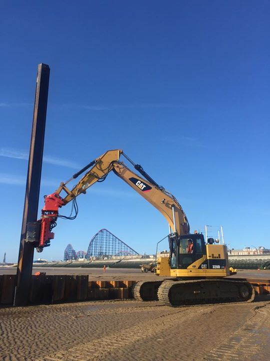 GHMequipment's tweet photo. Our CAT328 and Movax attachment hard at work in Blackpool! http://t.co/dqiY4CPJFS