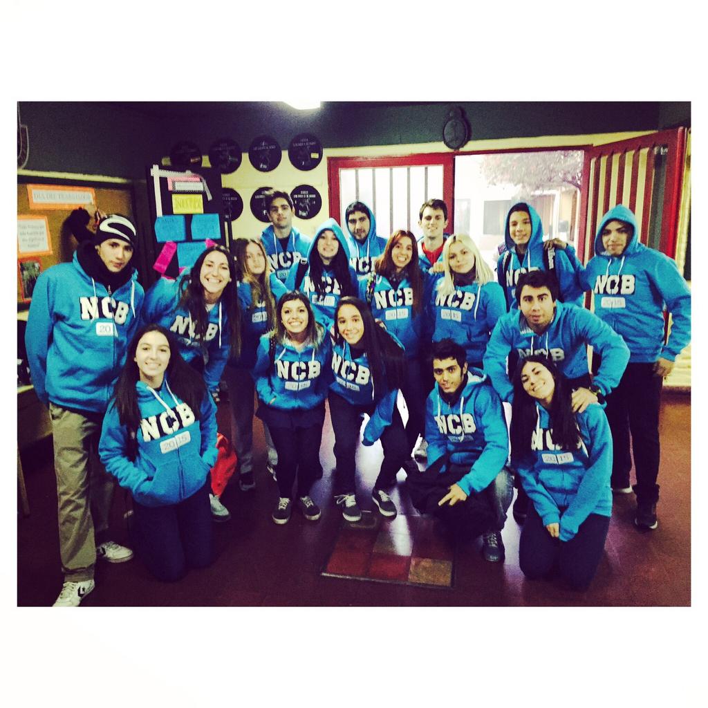 micaaaparedes's tweet photo. Llegaron los buzos #ncb2015 #stunt #xv http://t.co/watWDolpXJ
