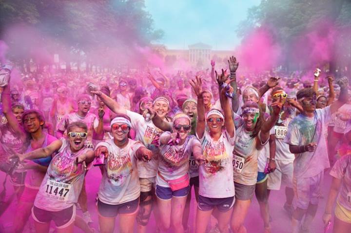 kotaSUBANG's tweet photo. Happiest run on earth > 31 May '15 > tiket di @OptikMutiara info @colorrainandrun klik >> http://t.co/redrBBVO0x … http://t.co/Ww7YLLGyvu