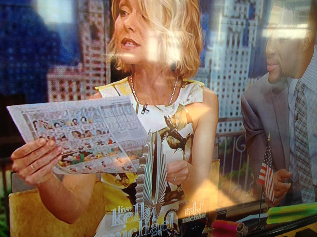 ralphthetweeter's tweet photo. @KellyandMichael excited to be on the show today with @RealGrimmy ! http://t.co/fd0Y3Ycxr6
