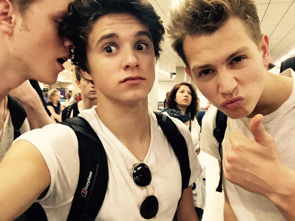 TheVampsband's tweet photo. Landed! Holla Holland http://t.co/uZoy8Ea7wO
