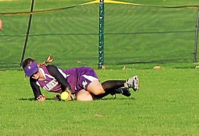 BrattReformer's tweet image. #Brattleboro UHS Colonels girls fall to #MountAnthony #VT ow.ly/MNG4X