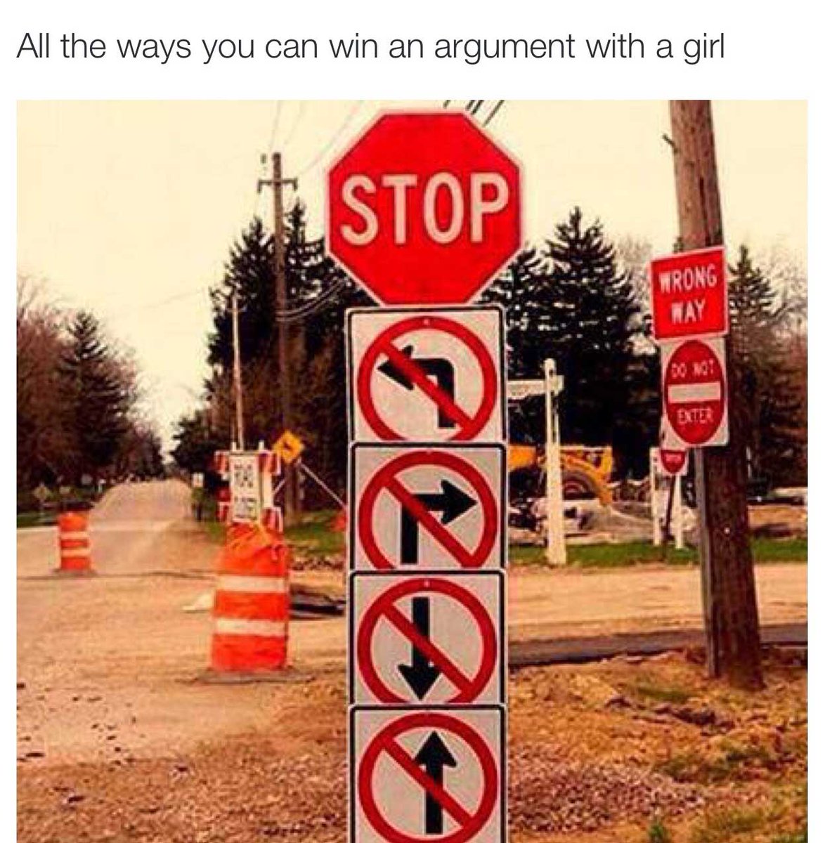 MensHumor's tweet photo. How to win an argument with a girl... http://t.co/4eQJOpyBy3