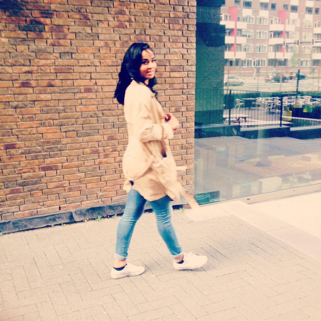 itsnanahdae's tweet photo. Hangingoutonalovelyday🌺 http://t.co/FJrSDdJgkb
