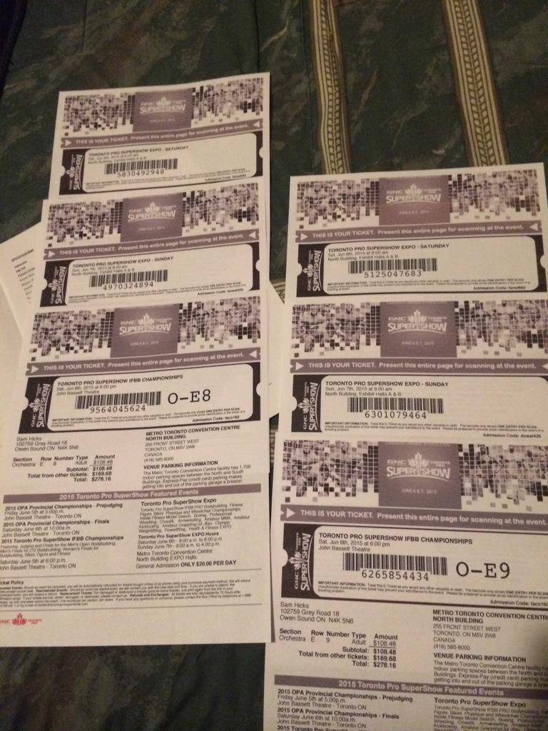 saam_hicks's tweet photo. Toronto Pro Show is gunna be fucking wild 💪😍 http://t.co/P3nt1HJyUd
