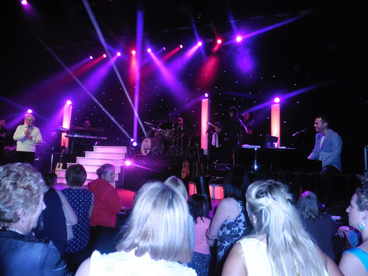 MaherShauna's tweet photo. Thanks for an unreal weekend in Castlebar. Amazing from the start to the finish. see ya soon ...... Bubbles http://t.co/b5XXaIaP7N