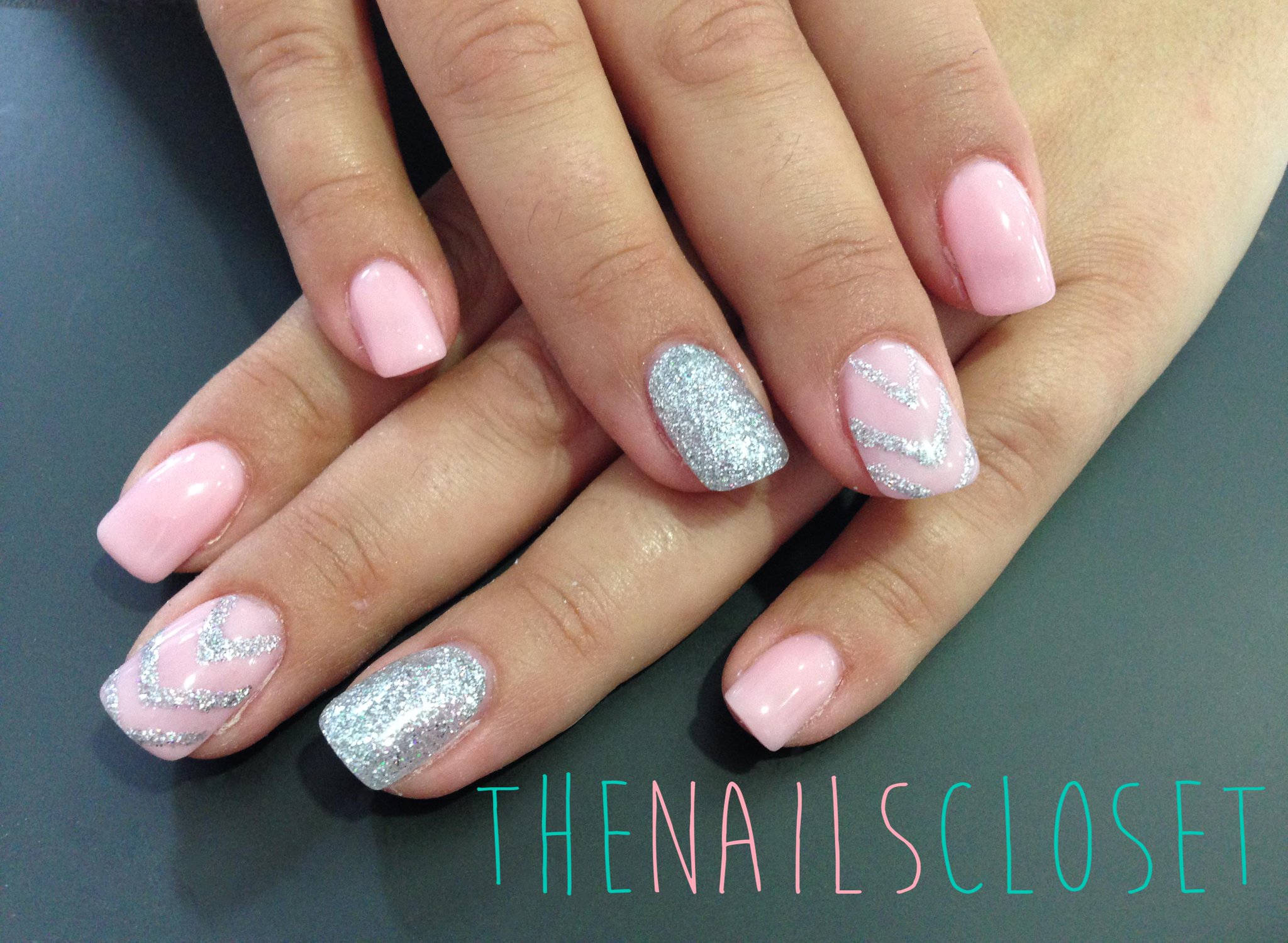 TheNailsCloset on Twitter: "Manicura con gel de uñas color rosa pastel