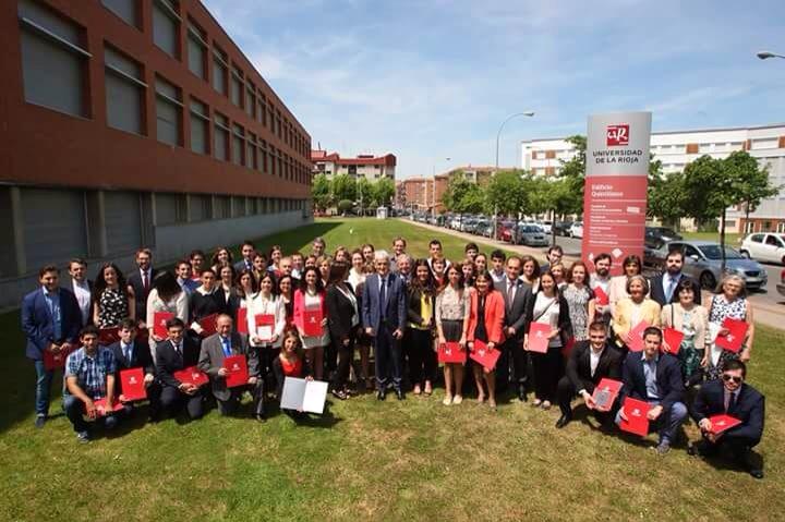CDPromete's tweet photo. ¡@unirioja destaca el #talento de #Estebas!
Mención de honor a su dedicación y esfuerzo en el #deporte universitario. http://t.co/w7LPP5qI3R