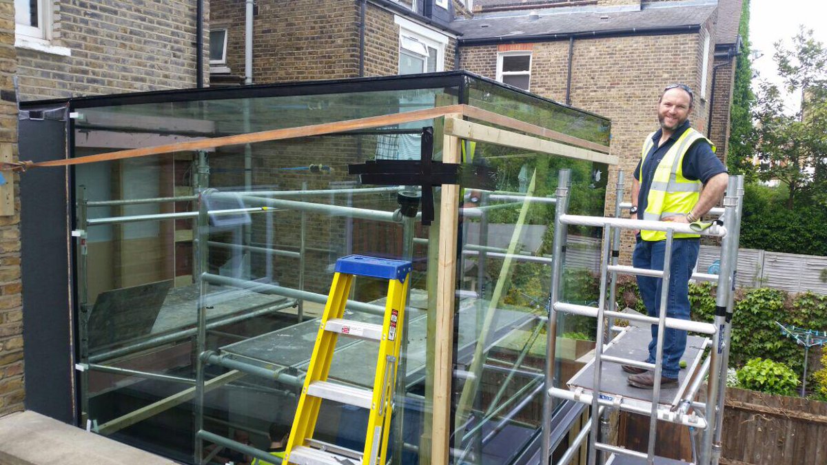 maxlightltd's tweet photo. And that #Putney #TonOfGlass is In! Just a bit of finishing off to do by the #Culmax #GlazingTeam #WhatCouldYouDo? http://t.co/4l1RRHHHbY