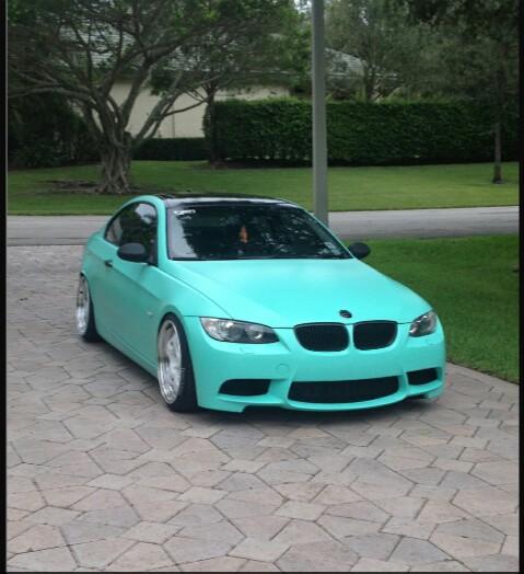 reyesjustin1997's tweet photo. What color should i do?👀👀 http://t.co/dcZHSKhBk9