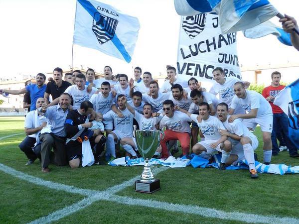DN_deportes's tweet photo. El @futcantolagua vuelve a Tercera 32 años después  http://t.co/FK0N7ZAL5d http://t.co/8QeTM0XWFL