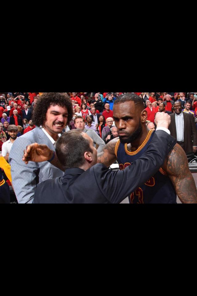 freebigbird23's tweet photo. When you realize your shot is more consistent that your hairline #SNMemeGame http://t.co/SnMRDXdxXv