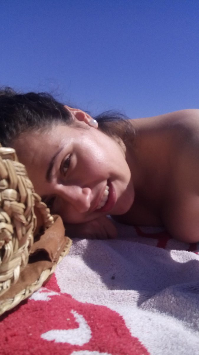 TaniaAlcocerK's tweet photo. sin locura no hay felicidad,a matalascañas un lunes 🌴🌞 #dechula http://t.co/eRB5ESEnv3