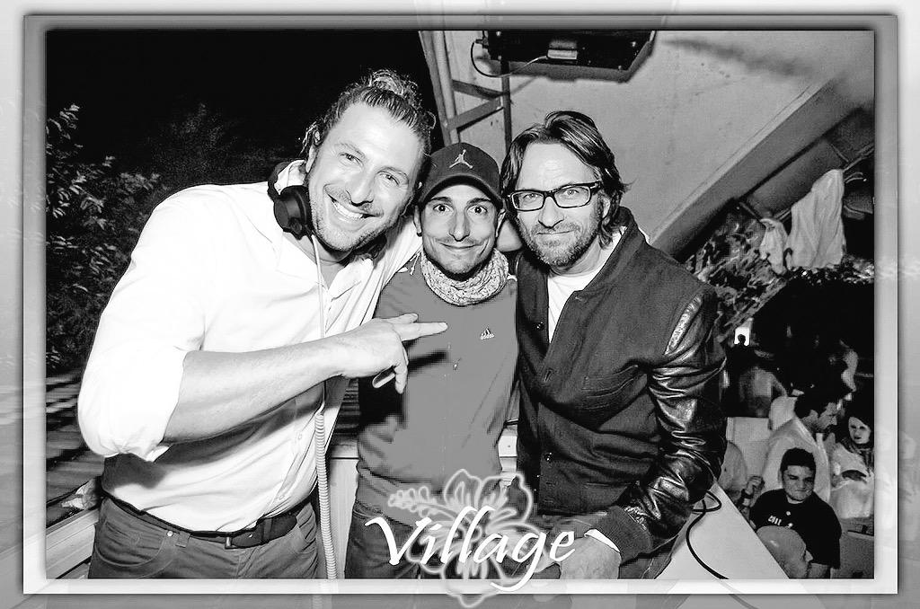 VareseVillage's tweet image. @AlexFarolfi @andreinormx @VareseVillage #DJ #varesecity #varese #Summer15