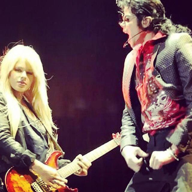 ContinuumVegas1's tweet photo. #WOW! #WhatAMoment! @orianthi #MJ #OriFans get your #OfficialMerch from @ICJUK  http://t.co/PNo5u4pjV9 #QueenOfShred http://t.co/wGoCNH3aCJ