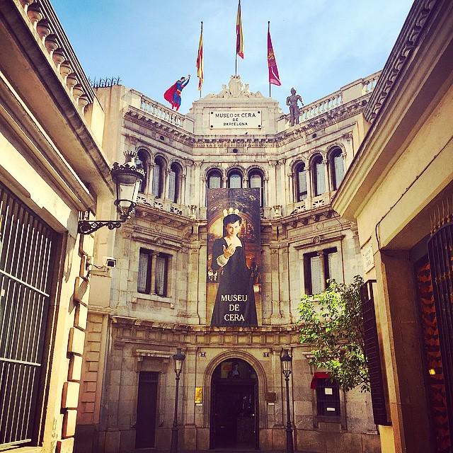 nikkideano's tweet photo. Can you spot Spider Man &amp; C-3PO? #MuseaDeCera #barcelona #fancyarchitecture http://t.co/SkRE5azdqG http://t.co/ksgBKgn3UT