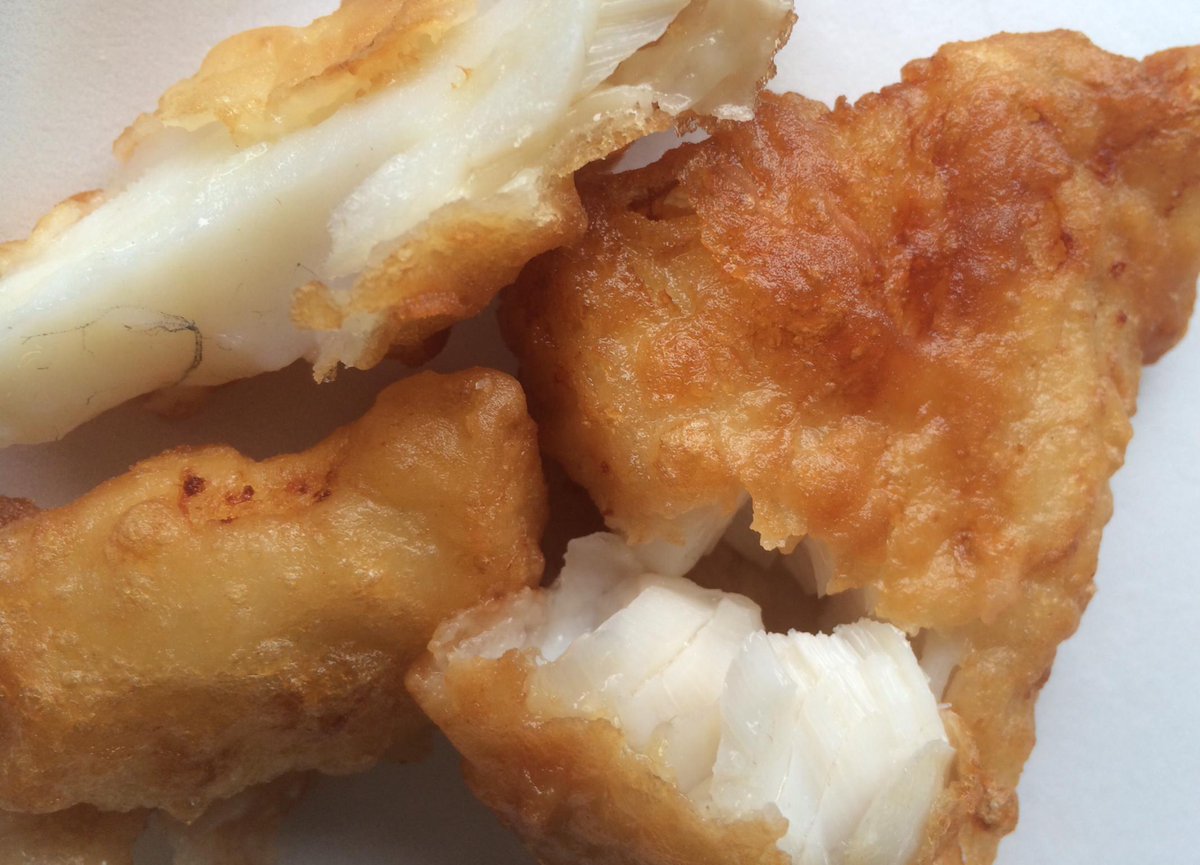 PayneMarine's tweet photo. Paynes Dockside Fish N Chips opens for the #VictoriaDay holiday weekend. Call/text take out orders 705-366-8677 http://t.co/L6Hc44iPiB