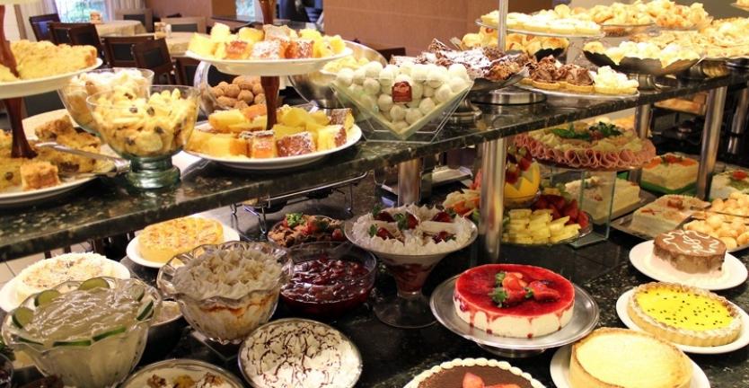 gazetadopovo's tweet photo. Veja onde encontrar o tradicional café colonial em Curitiba - http://t.co/eMKr7PI6sT http://t.co/DATBsRFqD2