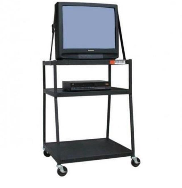 WOWFlashback's tweet photo. When your teacher was absent you and saw this in the classroom, you knew it was going to be the best day ever. http://t.co/vputwoRNuQ