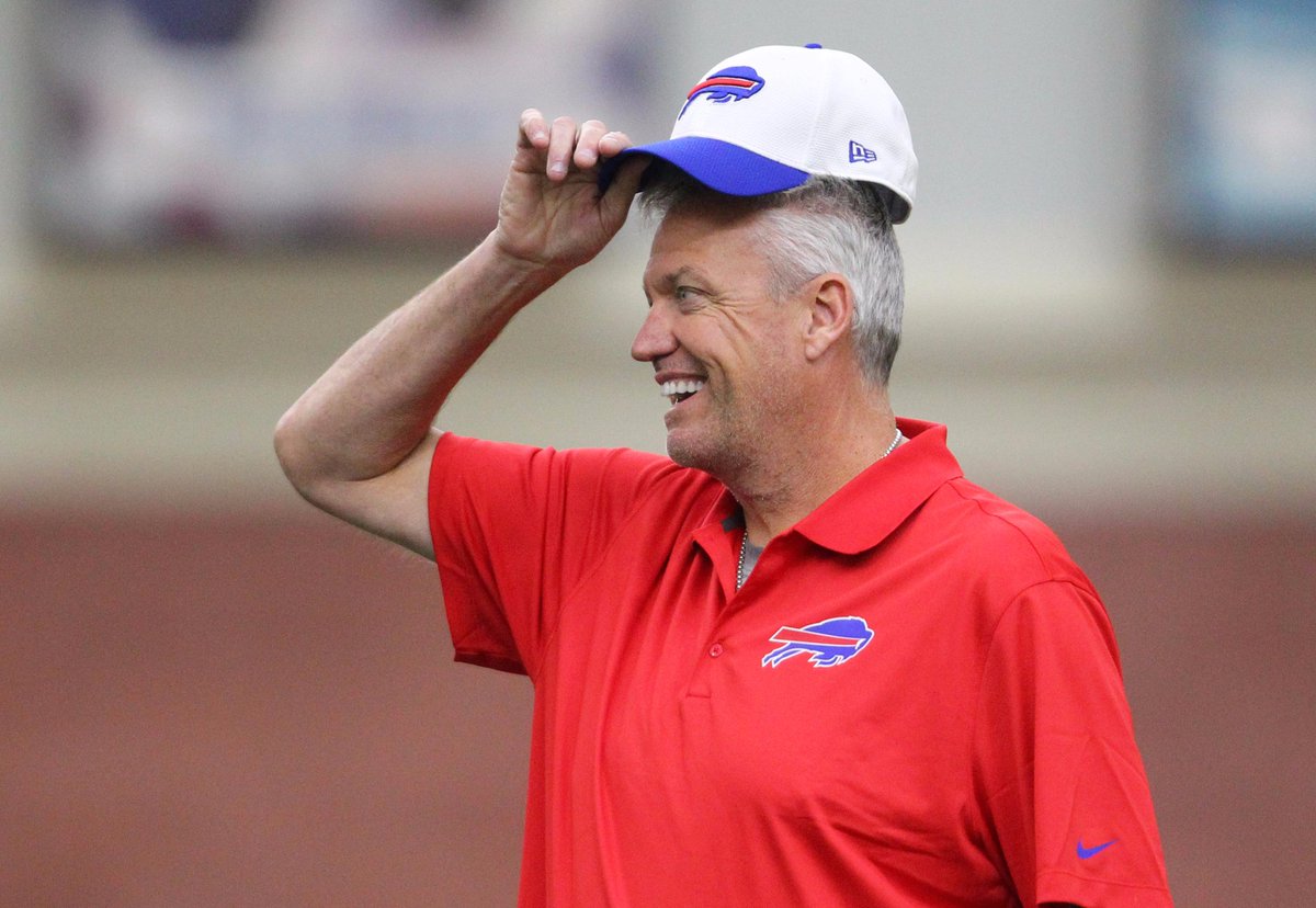 BuffaloBills's tweet photo. The Bills roster now sits at a full 90. Get to know it as well as Rex does: http://t.co/QRxTGkdT3i http://t.co/lj4m98aibB