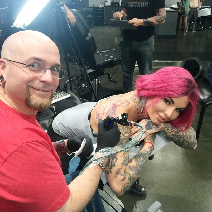 Getting tattooed at @revolttattoos by @Sausagekingtat right now! You can watch live at http://t.co/243K3687bB<a class="tags" target="_blank" title="On Twitter" href="/?out=eyJ0eXAiOiJKV1QiLCJhbGciOiJIUzUxMiJ9.eyJpYXQiOjE3MTg3MDI5ODQsImlzcyI6InR3cG9ybnN0YXJzLmNvbSIsIm5iZiI6MTcxODcwMjk4NCwiZXhwIjoxNzUwMjM4OTg0LCJyZWRpcmVjdF91cmwiOiJodHRwczovL3R3aXR0ZXIuY29tL3Jldm9sdHRhdHRvb3MifQ.7-8W5z3nMgqGWvZE0tcIOJQ26QmYKdtTK2qqRrBnarkBaC_GNaBMF6lsejMkuNCMgPYYN476obVrsmBCu8v9xA">@revolttattoos</a><a class="tags" target="_blank" title="On Twitter" href="/?out=eyJ0eXAiOiJKV1QiLCJhbGciOiJIUzUxMiJ9.eyJpYXQiOjE3MTg3MDI5ODQsImlzcyI6InR3cG9ybnN0YXJzLmNvbSIsIm5iZiI6MTcxODcwMjk4NCwiZXhwIjoxNzUwMjM4OTg0LCJyZWRpcmVjdF91cmwiOiJodHRwczovL3R3aXR0ZXIuY29tL1NhdXNhZ2VraW5ndGF0In0.wNYCim2biHhD7feaea-TcFSJUfMmd8rfg0DXaxvuEHbCmulgTOcdtV3u0tnzrlh1G-pJYFmmncqeS96xGzYTBg">@Sausagekingtat</a>
