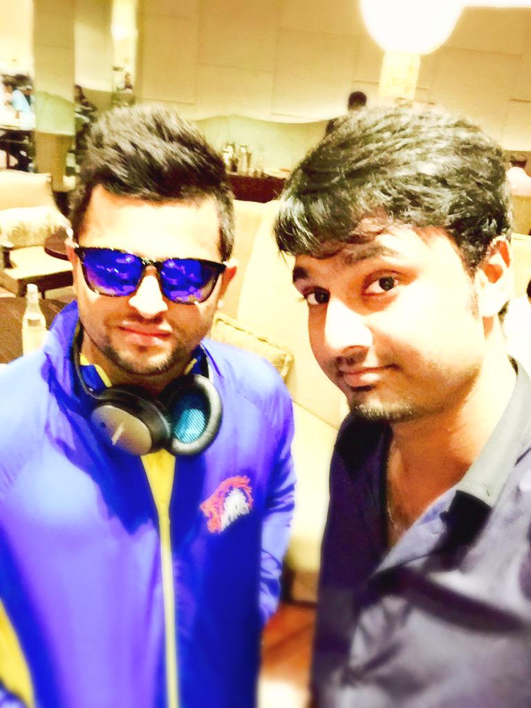 Vignesh_Rajesh's tweet photo. #csk #ipl #topofthetable @IrfanPathan @ImRaina @russcsk http://t.co/t43uTgPrWx