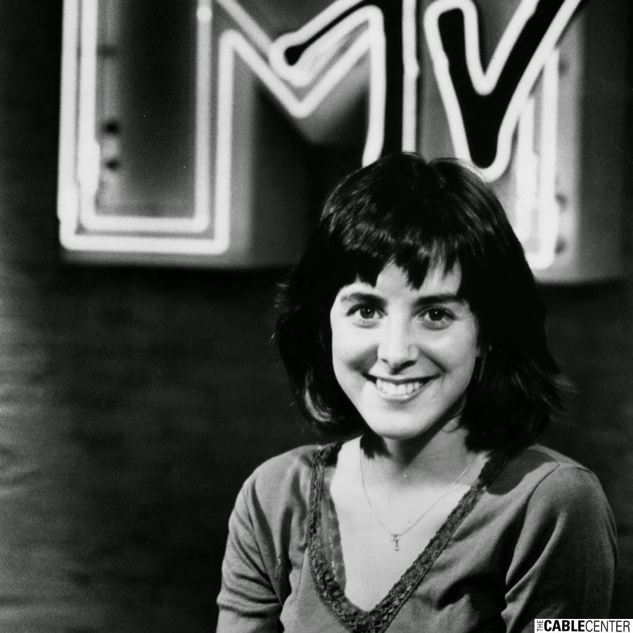 Absolutely_80s's tweet photo. Happy Birthday to our favorite ageless original VJ @MarthaQuinn!
#MTV #MarthaQuinn http://t.co/pItqAUB6Zc